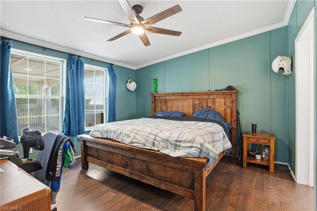 3361 2nd AVE NE, Naples, FL 34120