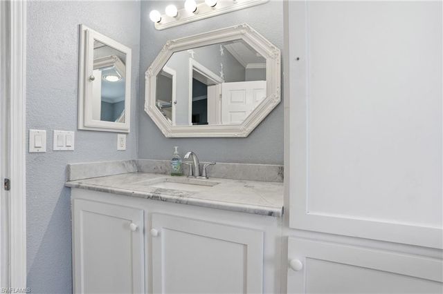 3361 2nd AVE NE, Naples, FL 34120