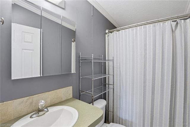 3361 2nd AVE NE, Naples, FL 34120