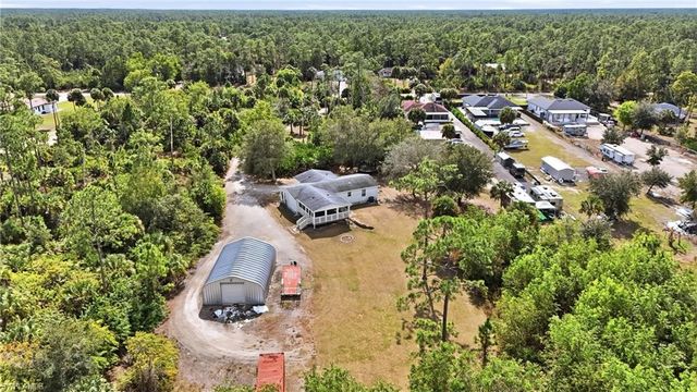 3361 2nd AVE NE, Naples, FL 34120