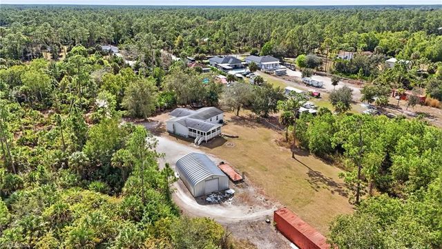 3361 2nd AVE NE, Naples, FL 34120