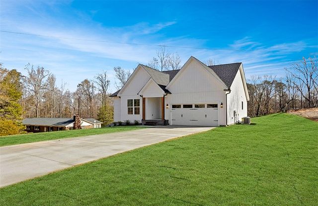 102 Millbrook Circle Circle, Taylors, SC 29687