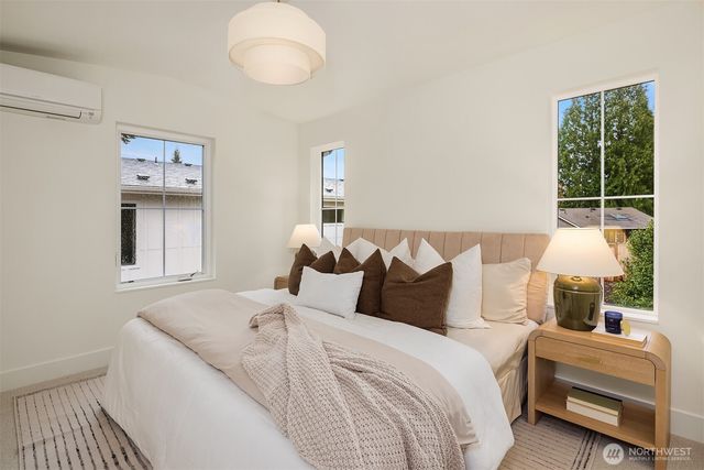 337 18th Avenue, Kirkland, WA 98033