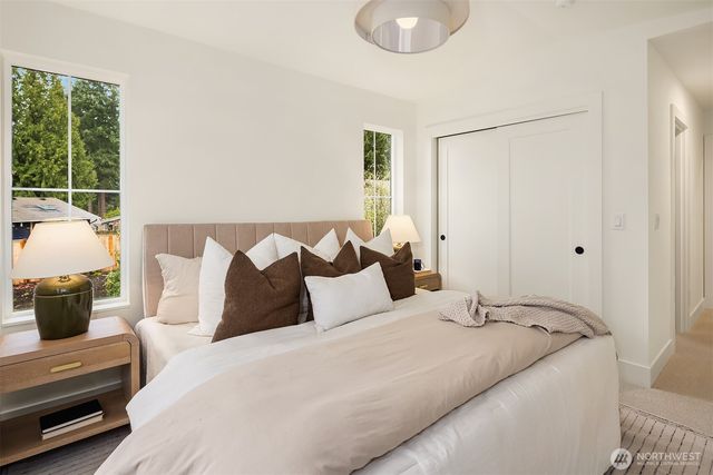 337 18th Avenue, Kirkland, WA 98033