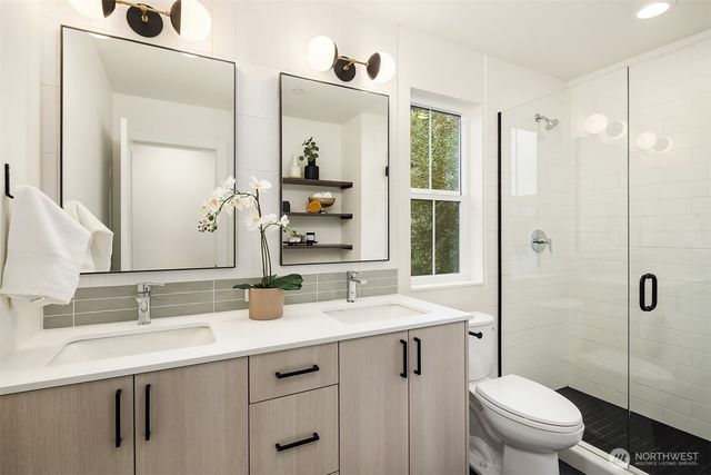 337 18th Avenue, Kirkland, WA 98033