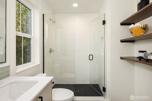 337 18th Avenue, Kirkland, WA 98033