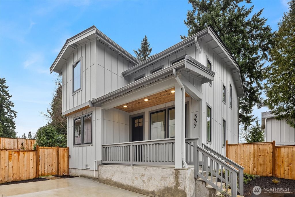337 18th Avenue, Kirkland, WA 98033