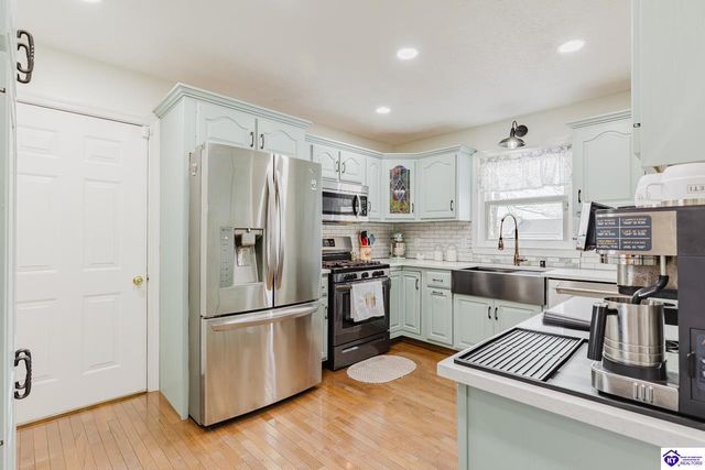 237 Oxmoor Drive, Elizabethtown, KY 42701