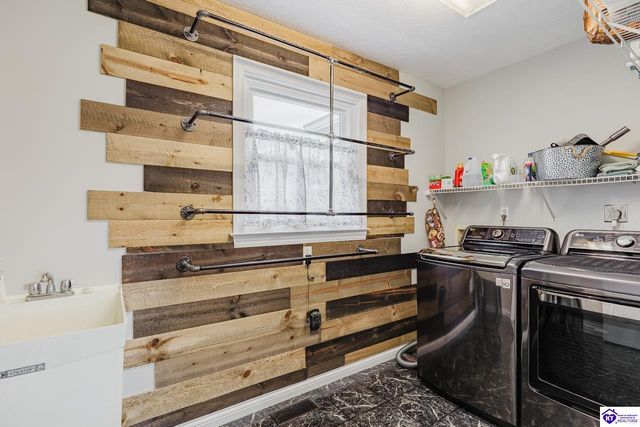 237 Oxmoor Drive, Elizabethtown, KY 42701