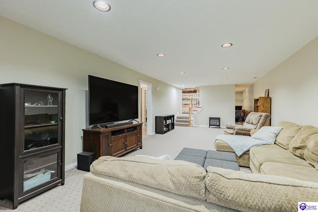 237 Oxmoor Drive, Elizabethtown, KY 42701