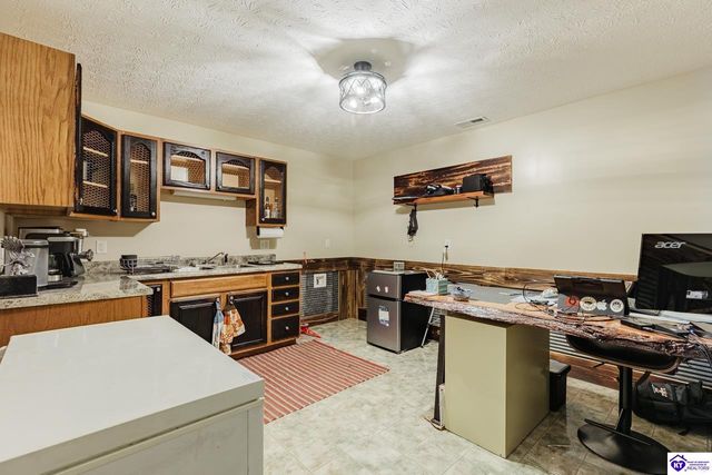 237 Oxmoor Drive, Elizabethtown, KY 42701