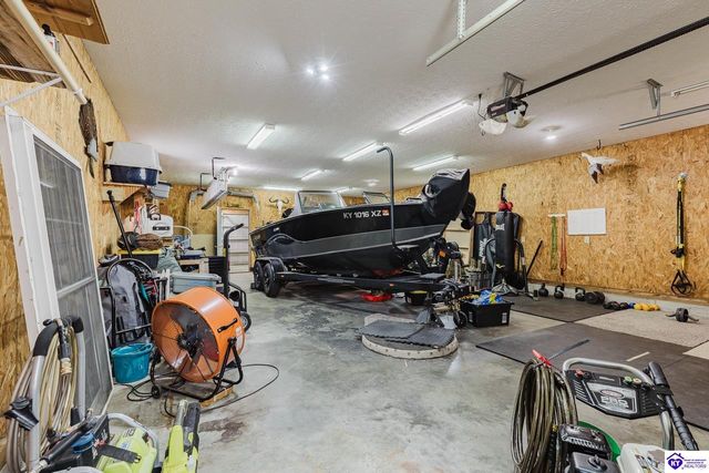 237 Oxmoor Drive, Elizabethtown, KY 42701