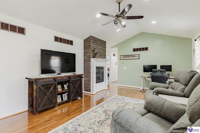 237 Oxmoor Drive, Elizabethtown, KY 42701