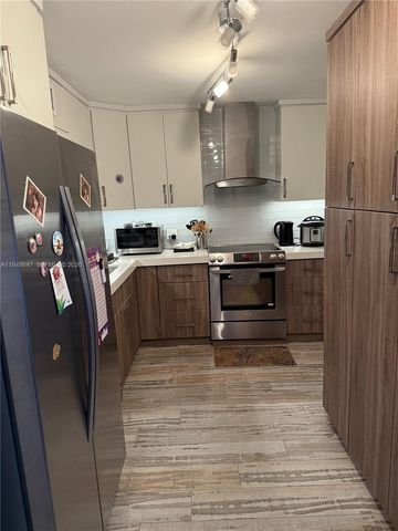 5750 Collins Ave 11D, Miami Beach, FL 33140