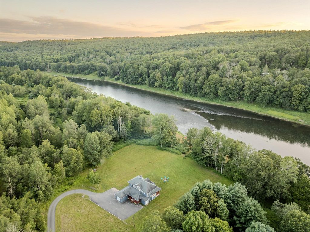 5 Arrowhead Lane, Narrowsburg, NY 12764
