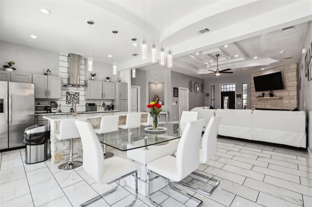 287 La Fortuna DR, Del Valle, TX 78617