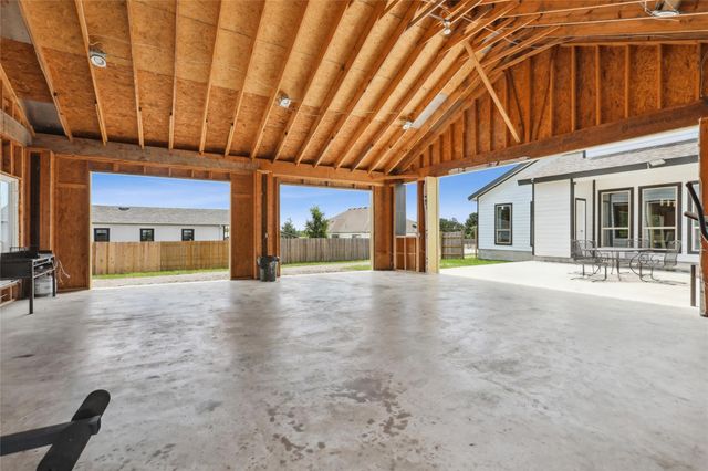 287 La Fortuna DR, Del Valle, TX 78617