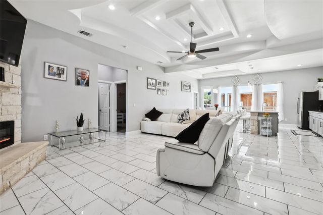 287 La Fortuna DR, Del Valle, TX 78617