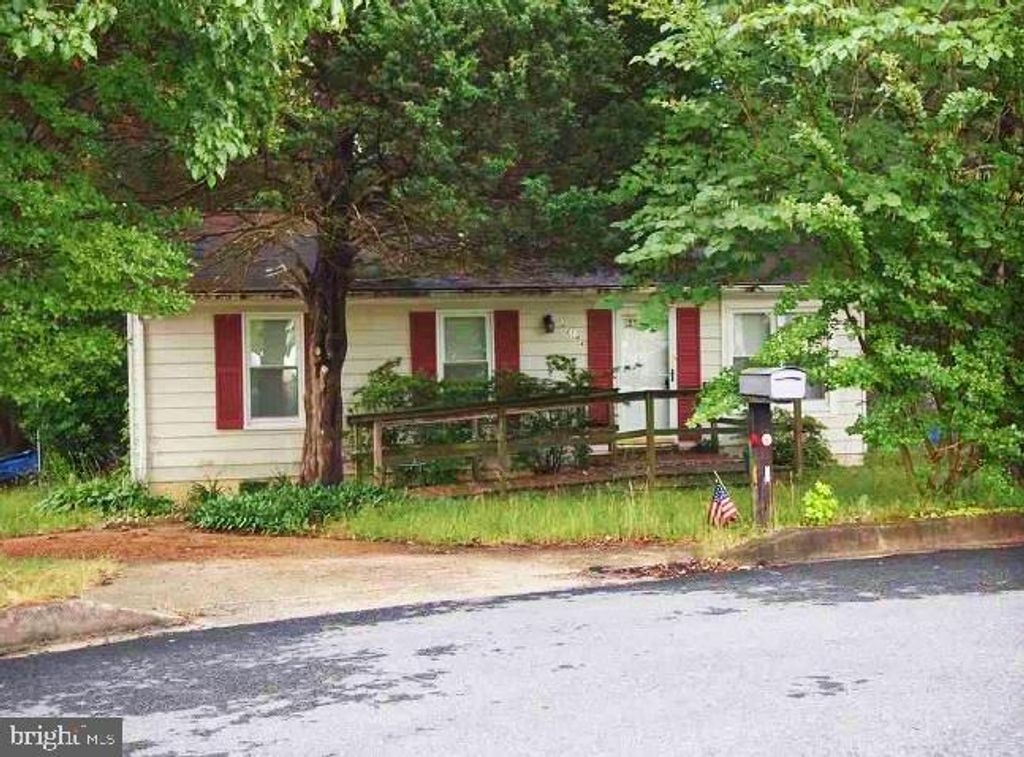 22144 ERICKSON CT, Lexington Park, MD 20653