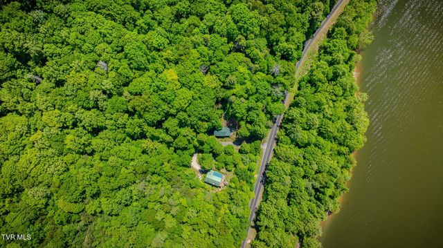 497 Lakeview Drive, Butler, TN 37640