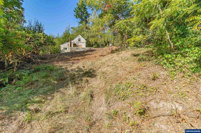 6920 NW Thompson Rd, Portland, OR 97229