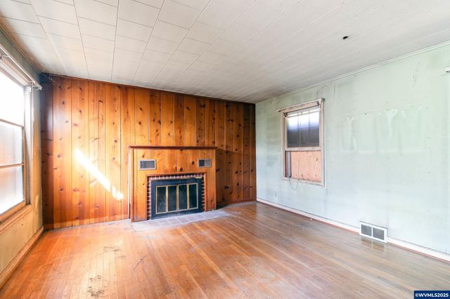 6920 NW Thompson Rd, Portland, OR 97229