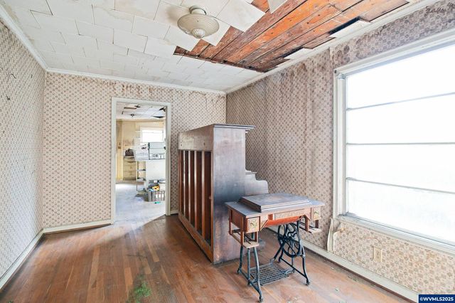 6920 NW Thompson Rd, Portland, OR 97229