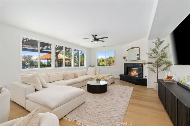 3988 Shady Ridge, Corona, CA 92881