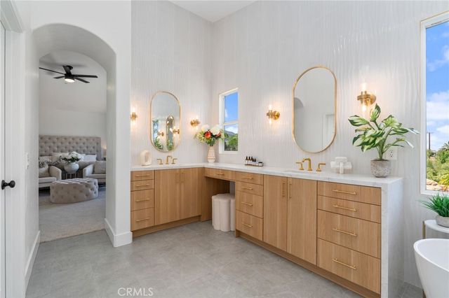 3988 Shady Ridge, Corona, CA 92881