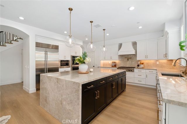 3988 Shady Ridge, Corona, CA 92881