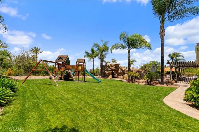 3988 Shady Ridge, Corona, CA 92881