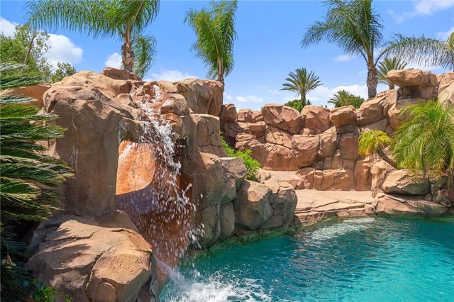 3988 Shady Ridge, Corona, CA 92881