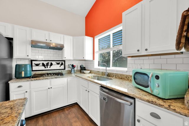 6187 W DINSMORE WAY, West Jordan, UT 84081