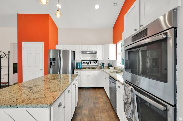 6187 W DINSMORE WAY, West Jordan, UT 84081