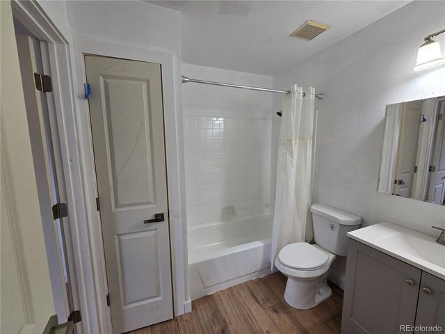 1215 Devonshire Ct, Lafayette, CO 80026