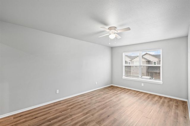 105 Abbey Park Court, Granbury, TX 76049