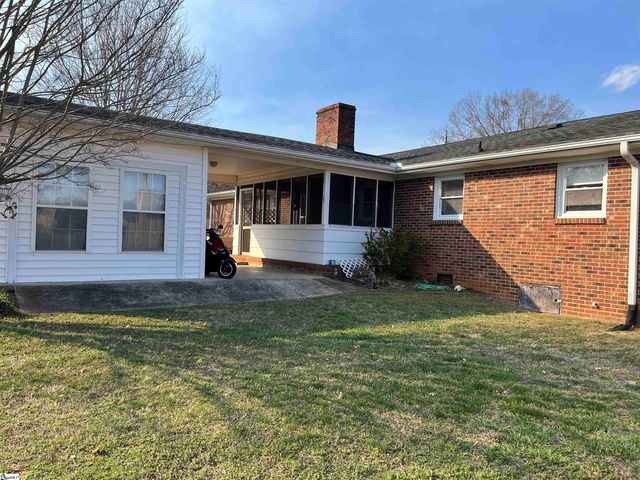 11 Gabriel Drive, Greenville, SC 29611