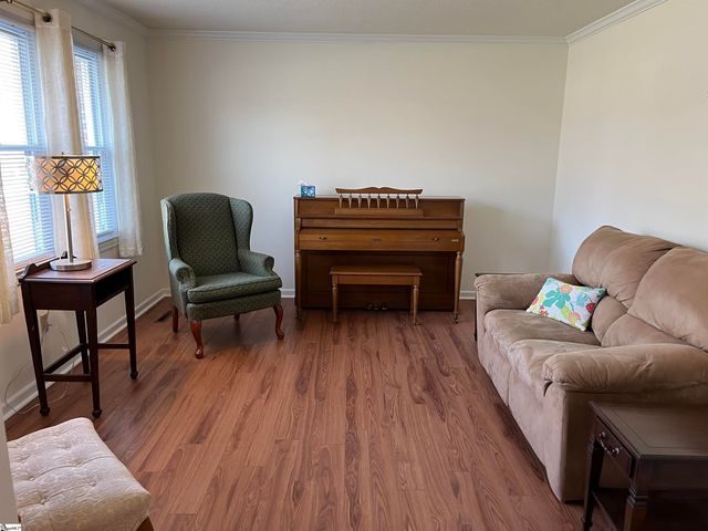 11 Gabriel Drive, Greenville, SC 29611