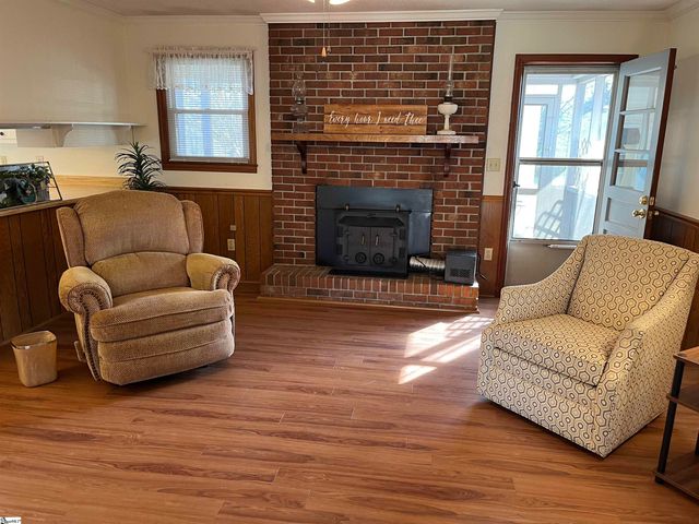 11 Gabriel Drive, Greenville, SC 29611