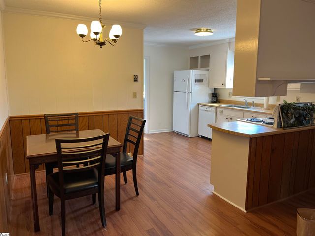 11 Gabriel Drive, Greenville, SC 29611