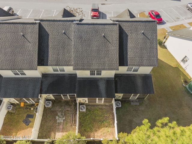 208 Springwood Drive, Jacksonville, NC 28546