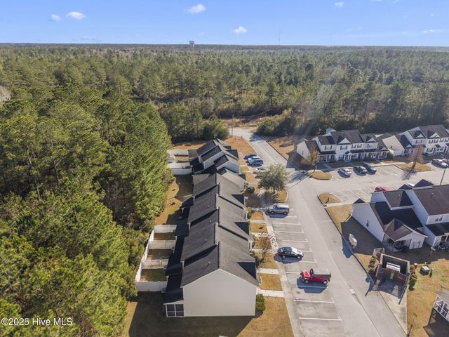 208 Springwood Drive, Jacksonville, NC 28546