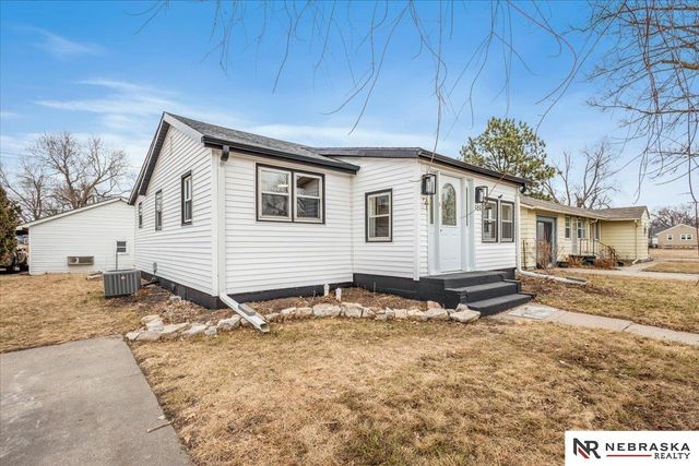 504 Jefferson Street, Waterloo, NE 68069