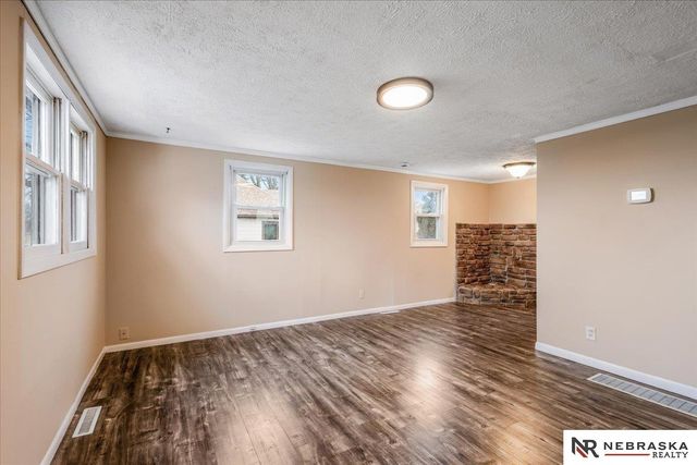 504 Jefferson Street, Waterloo, NE 68069