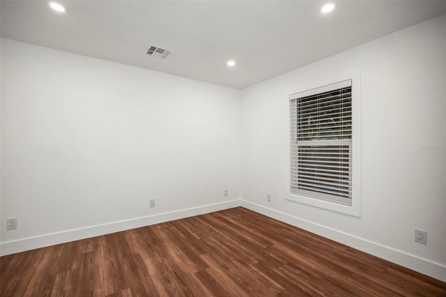 5009 12TH AVENUE S, Gulfport, FL 33707