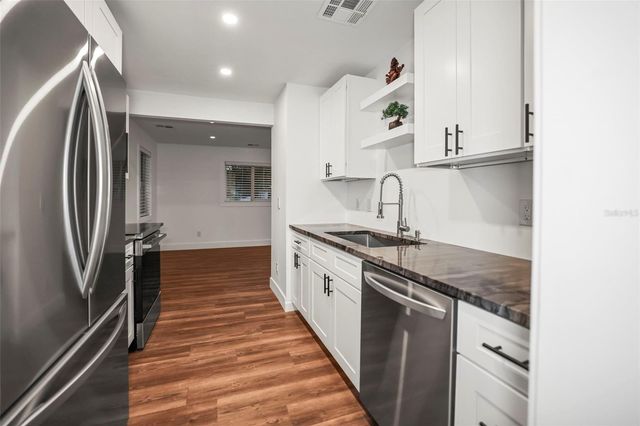 5009 12TH AVENUE S, Gulfport, FL 33707