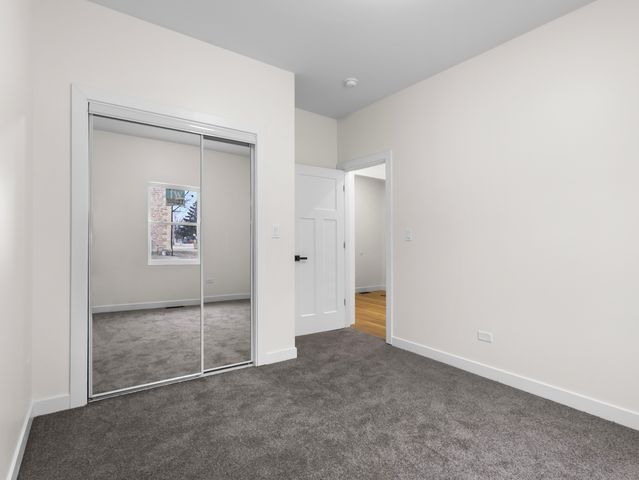 17 W Dearborn Street, Plano, IL 60545