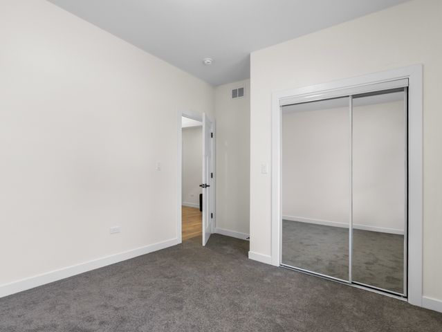 17 W Dearborn Street, Plano, IL 60545
