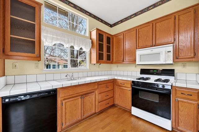 9280 Edisto Way, Elk Grove, CA 95758