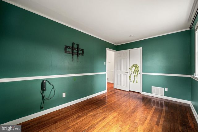 5946 CHICHESTER AVE, Aston, PA 19014